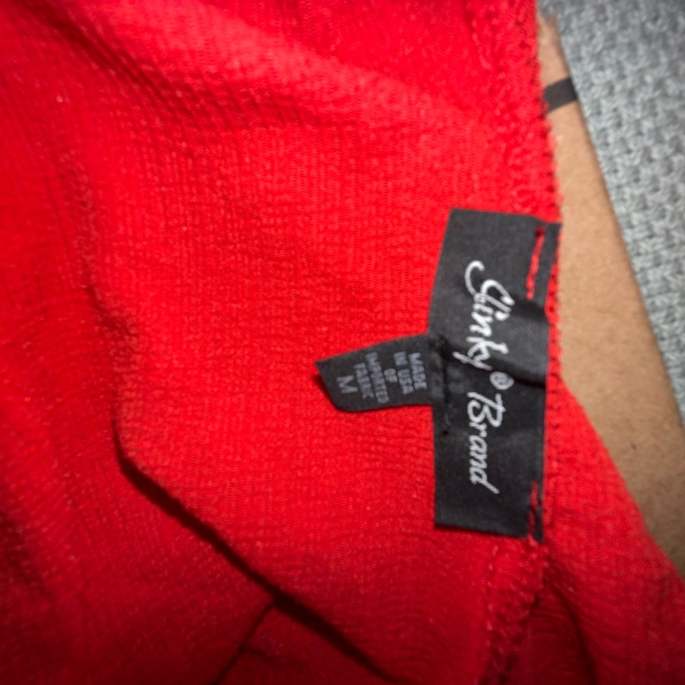 Red Ruffled Open Cardigan - Picture 4 of 6